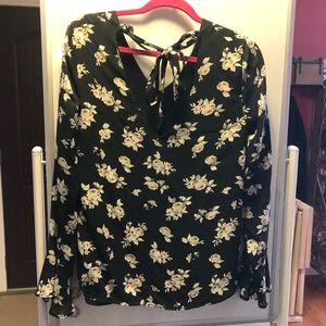 Sanctuary long sleeved medium flowy floral top